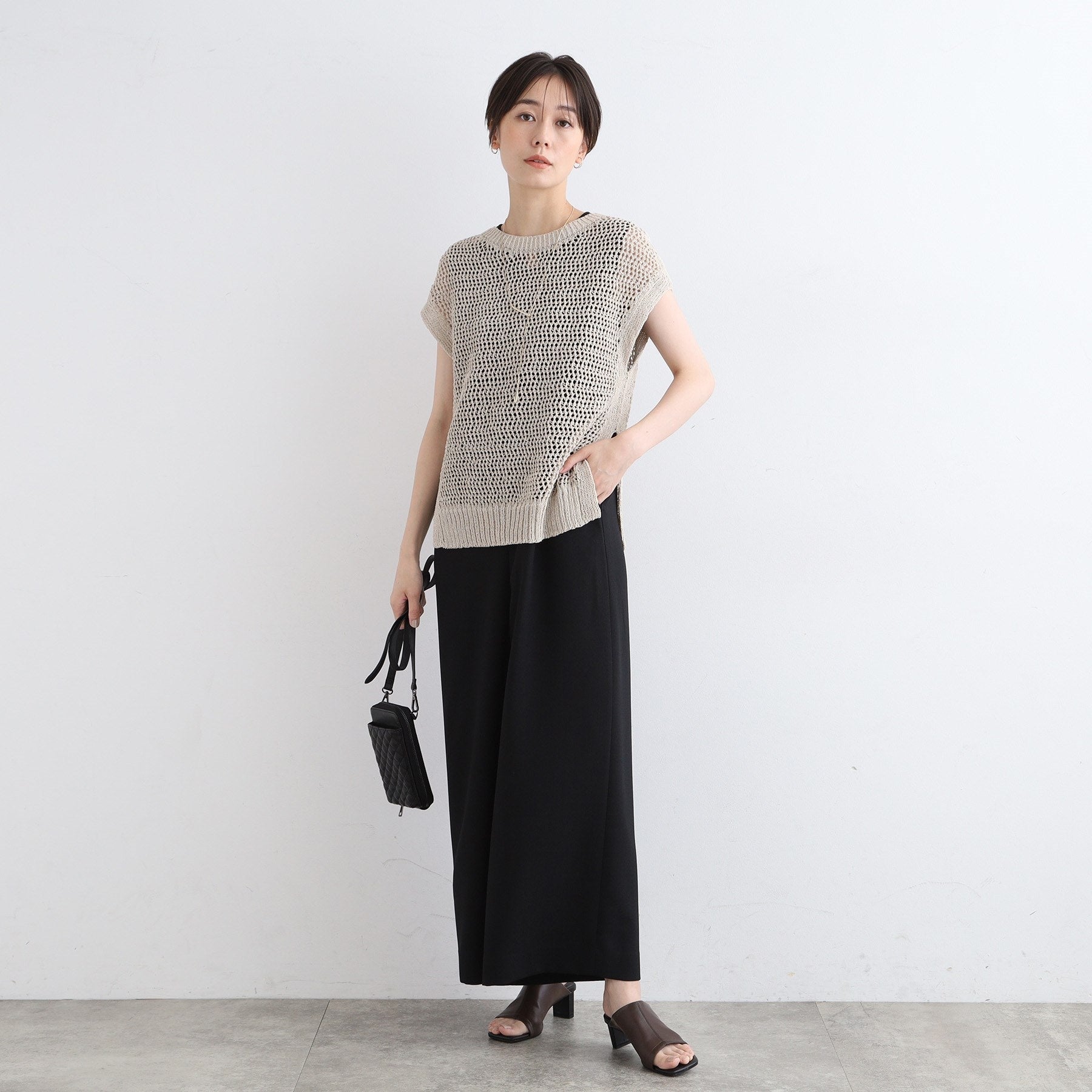 インディヴィ INDIVI 【洗える／ペーパーヤーン】透かし柄ニットベスト （モカブラウン(042)） モカブラウン(042)