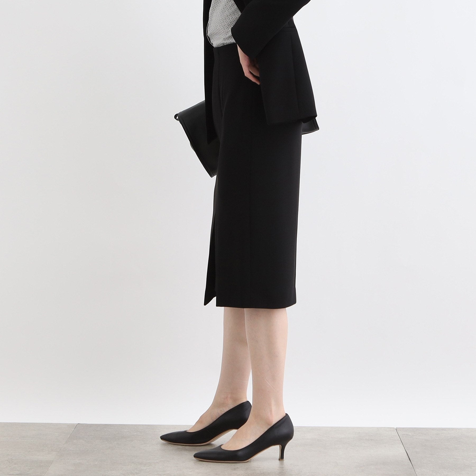 インディヴィ INDIVI 【洗える／日本製／定番スーツ】トリアセテート混ストレッチボックスタックスカート （ブラック(019)） ブラック(019)