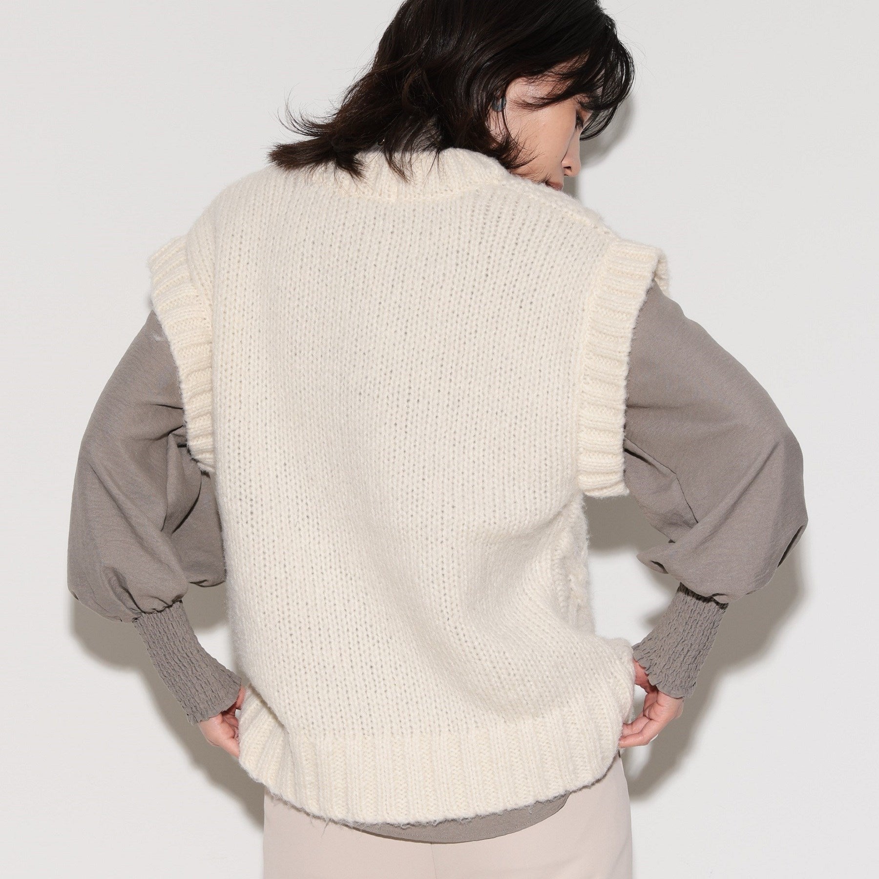GALLEST Cable Knit Vest