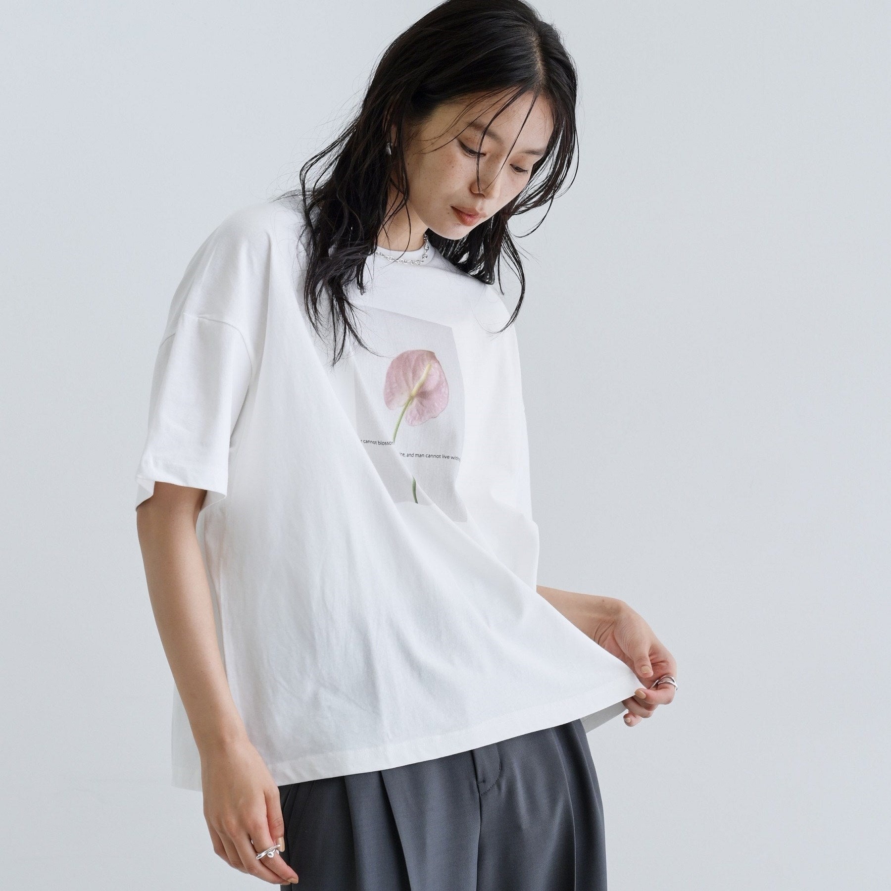 ギャレスト GALLEST 【一部店舗限定】フラワープリントT （ホワイト(301)） ホワイト(301)