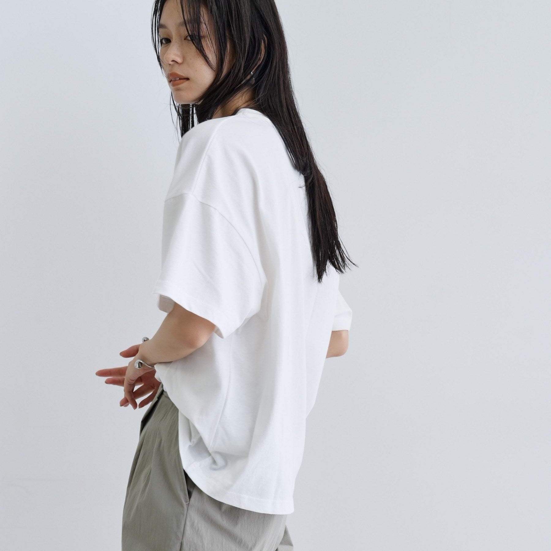 ギャレスト GALLEST 【一部店舗限定】フラワープリントT （ホワイト(301)） ホワイト(301)