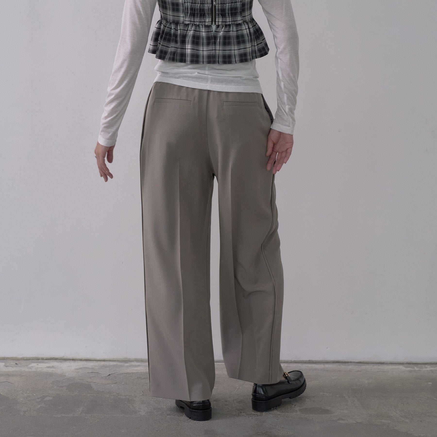 ギャレスト GALLEST 【セットアップ対応】イージーストレートワイドパンツ【カセット服／オケージョン／通勤】 （ブラック(019)） ブラック(019)