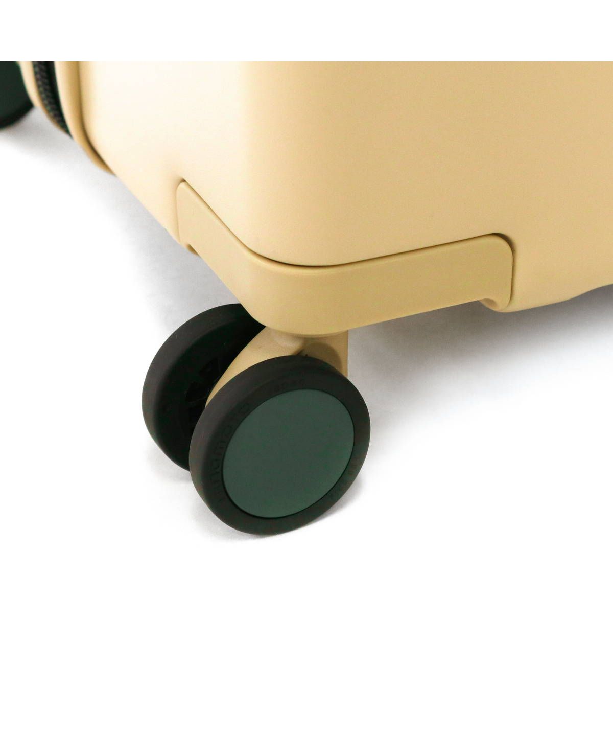 innovator 【Official Japanese Product】 innovator Suitcase