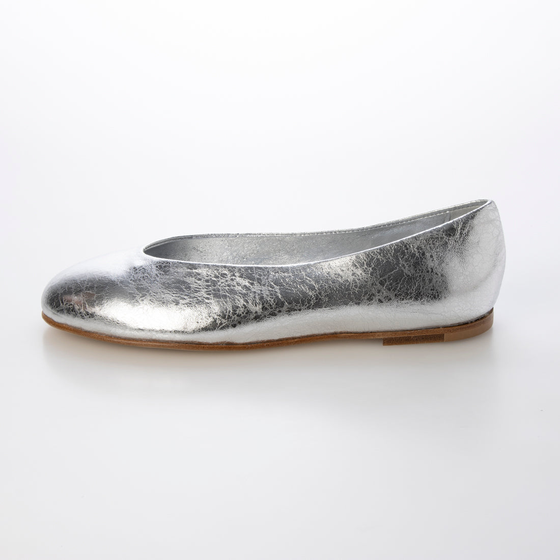 インターショシュール INTER-CHAUSSURES ラウンドトウサケットバレエシューズ （シルバー） シルバー