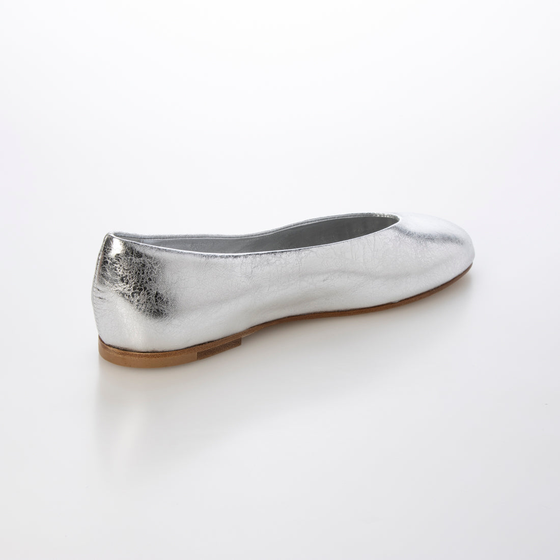 インターショシュール INTER-CHAUSSURES ラウンドトウサケットバレエシューズ （シルバー） シルバー