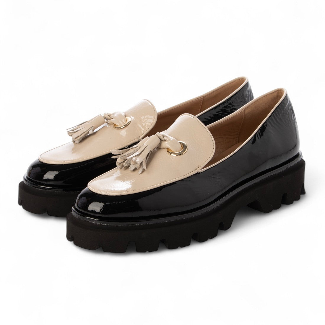 インターショシュール INTER-CHAUSSURES ライトタンクソールタッセルローファー （ブラックコンビ） ブラックコンビ