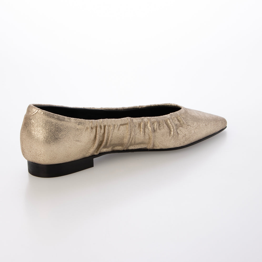インターショシュール INTER-CHAUSSURES ポインテッドトウギャザーパンプス （ゴールド） ゴールド