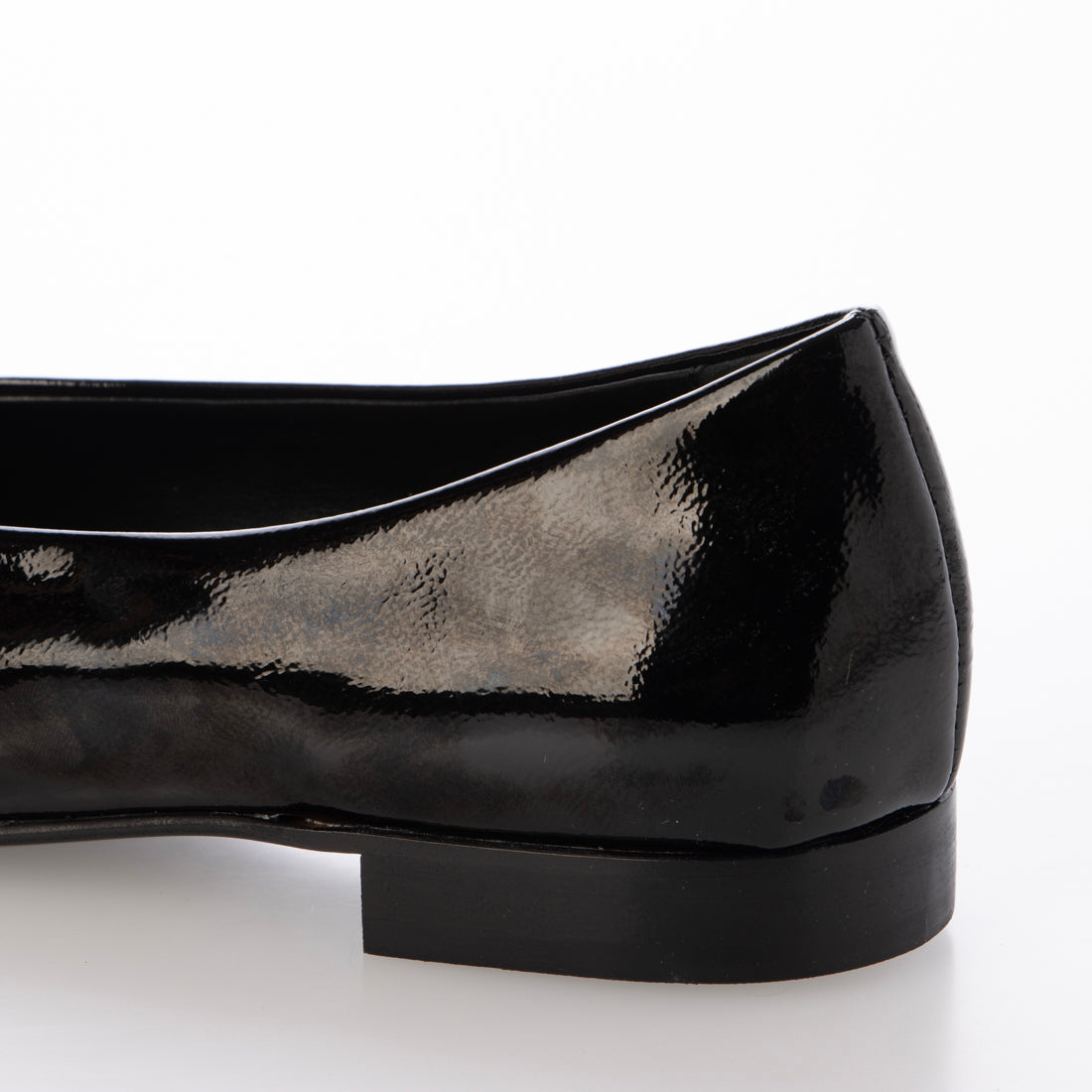 インターショシュール INTER-CHAUSSURES ラウンドトウセンターシームパンプス （ブラックエナメル） ブラックエナメル