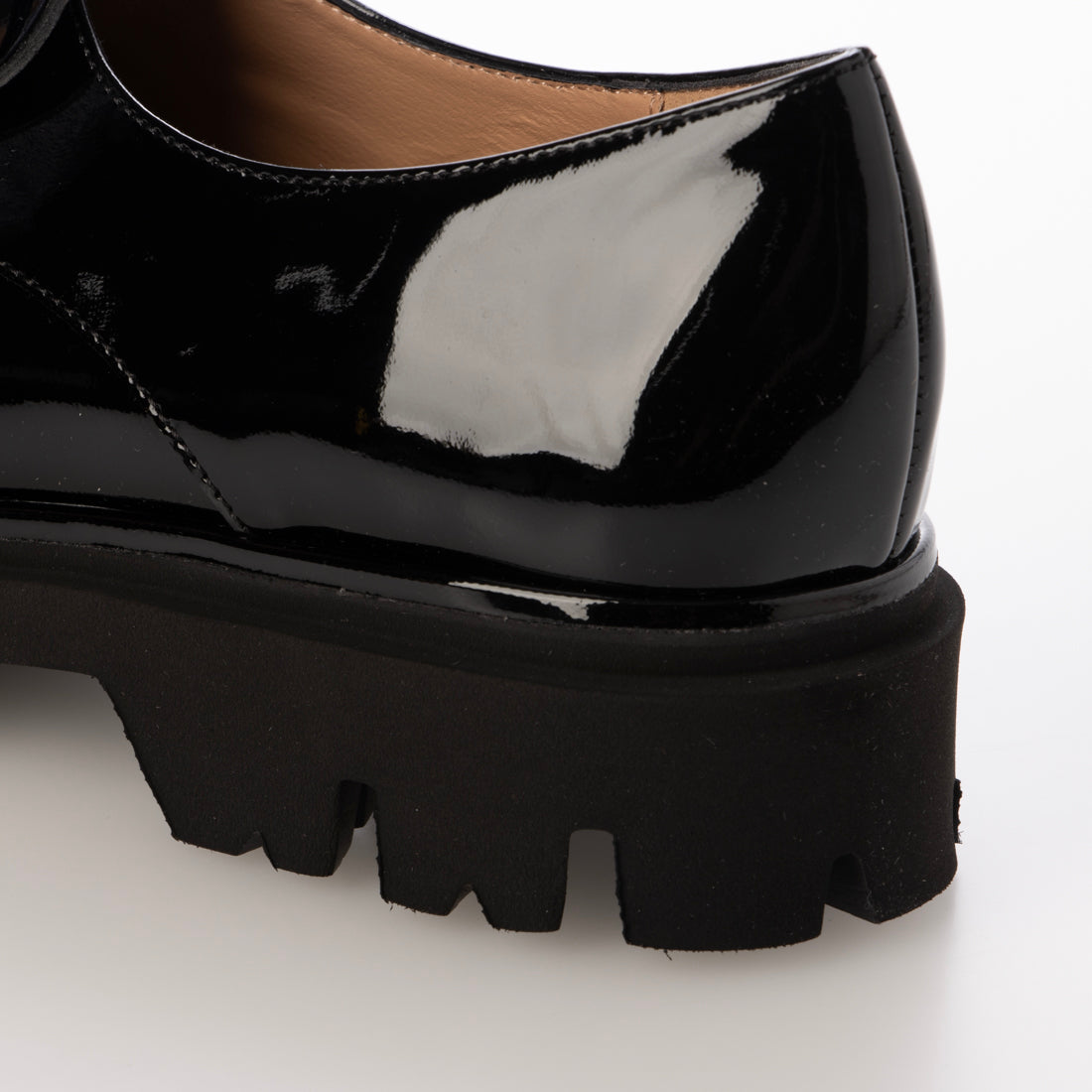 インターショシュール INTER-CHAUSSURES ライトタンクソールキルトシューズ （ブラックエナメル） ブラックエナメル