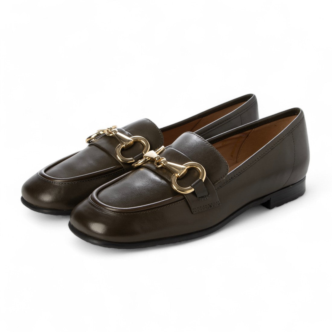 インターショシュール INTER-CHAUSSURES ソフトスクエアトウビットローファー （カーキ） カーキ