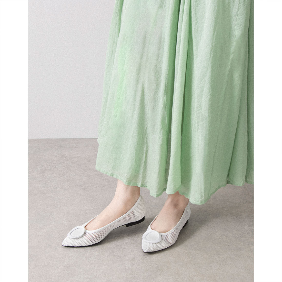 インターショシュール INTER-CHAUSSURES ポインテッドトウオーナメントパンプス