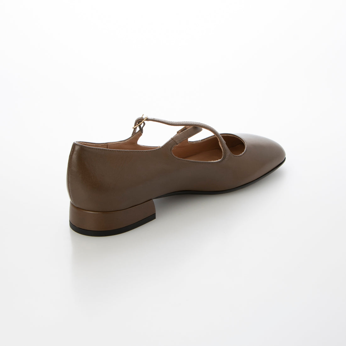 インターショシュール INTER-CHAUSSURES スクエアトウクロスストラップパンプス