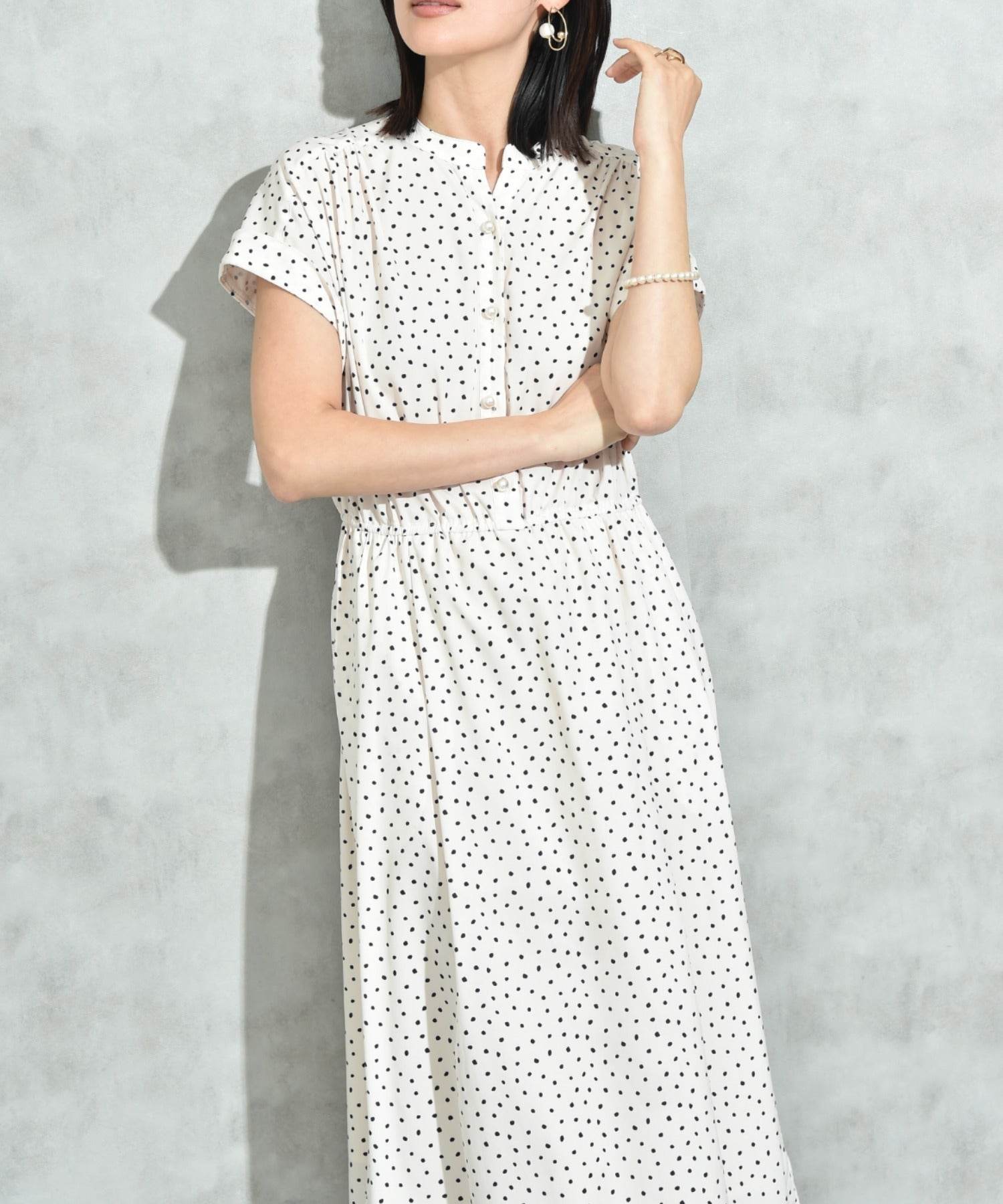 インタープラネット INTERPLANET ランダムドットスキッパーフレンチ袖ワンピース （ドット オフホワイト） ドット オフホワイト