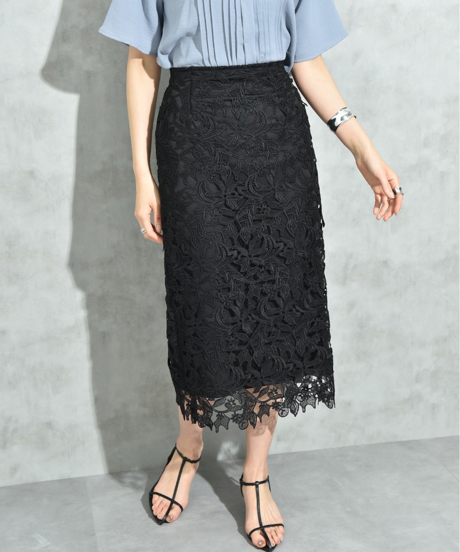 インタープラネット INTERPLANET ケミカルレースBACKファスナータイトスカート （ブラック） ブラック