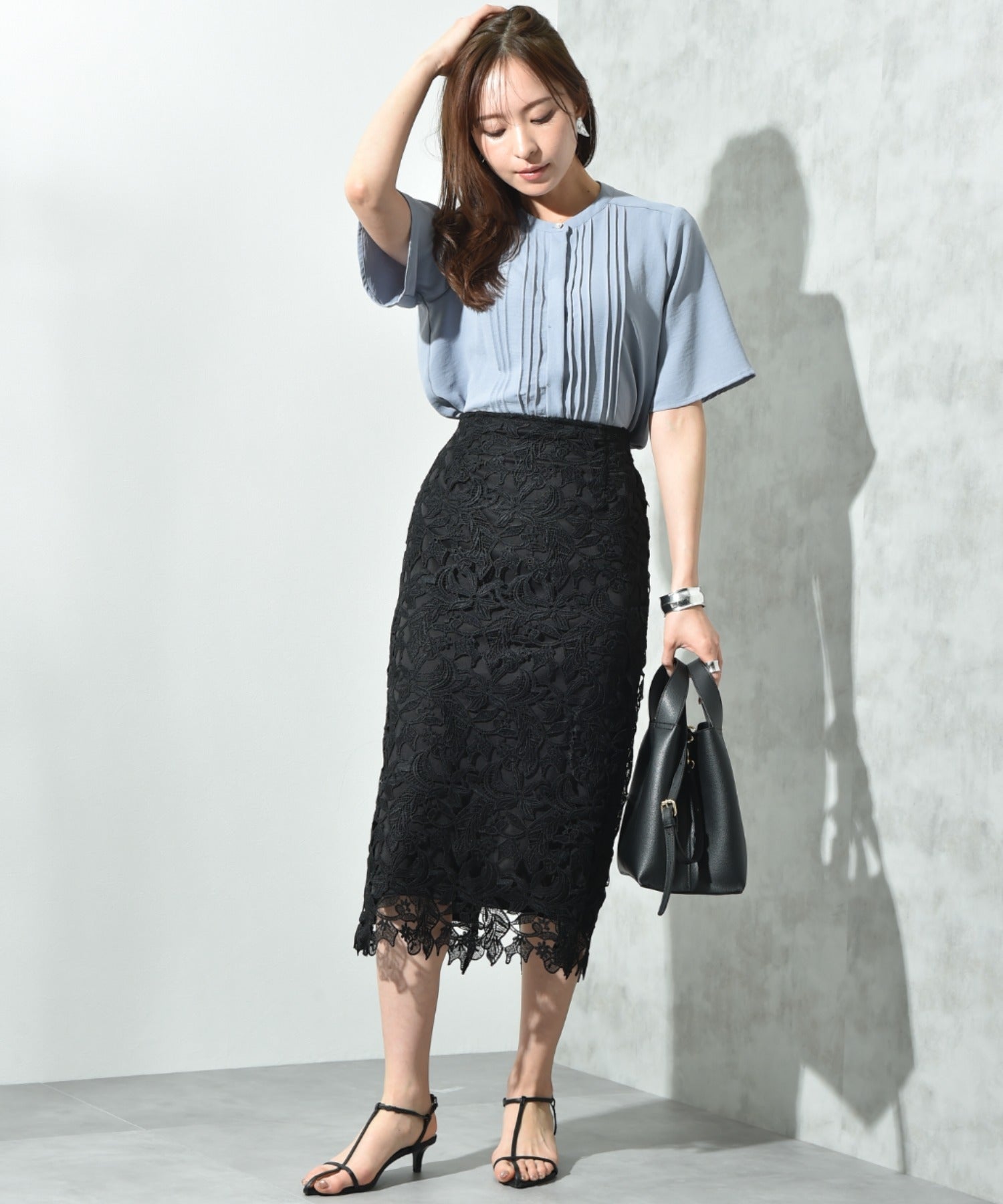 インタープラネット INTERPLANET ケミカルレースBACKファスナータイトスカート （ブラック） ブラック