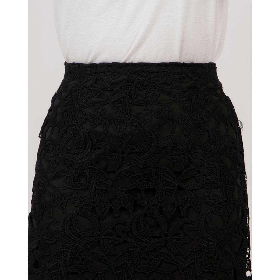 インタープラネット INTERPLANET ケミカルレースBACKファスナータイトスカート （ブラック） ブラック