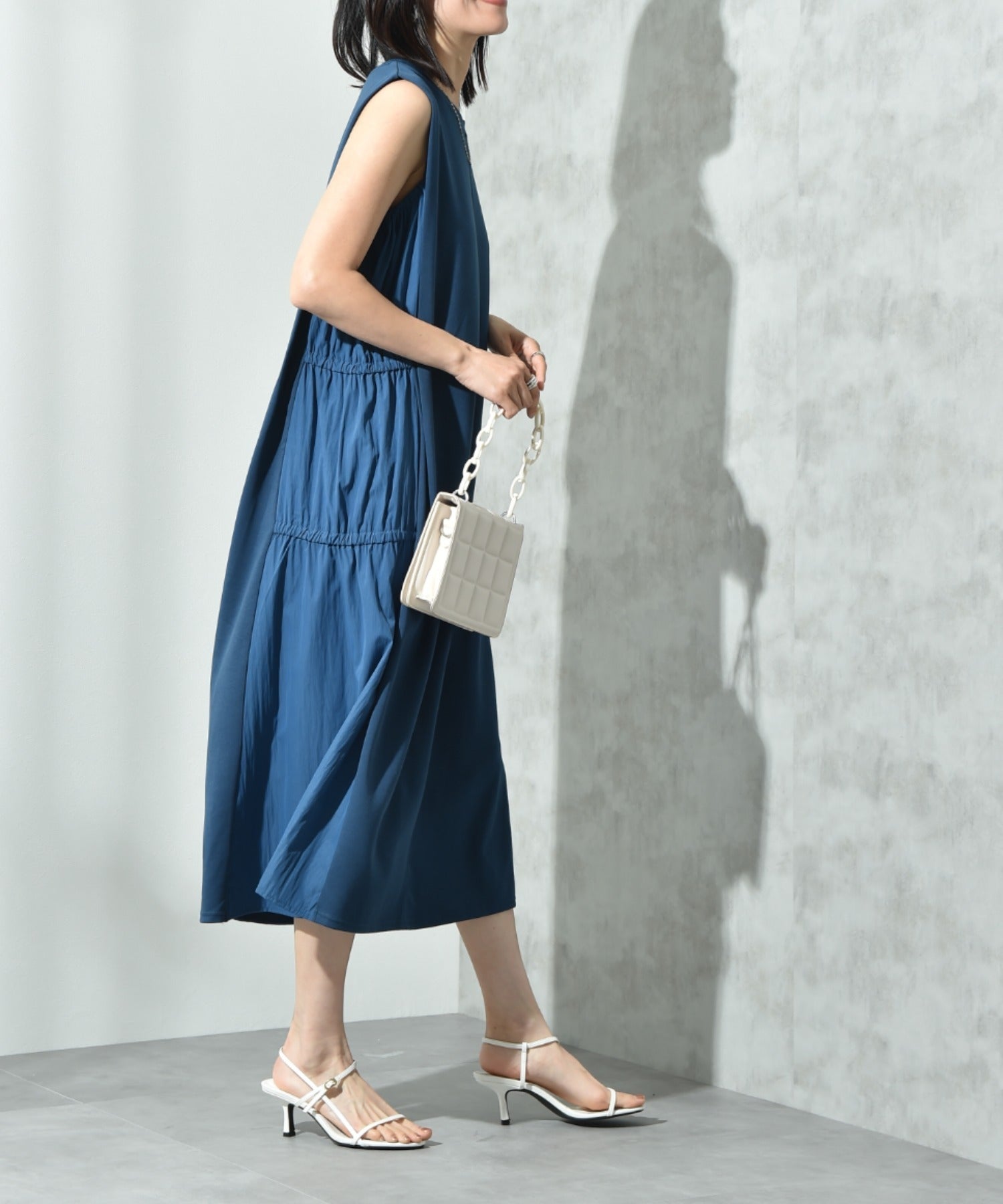 インタープラネット INTERPLANET 【接触冷感】サイドシャーリングワンピース （チャコールグレー） チャコールグレー