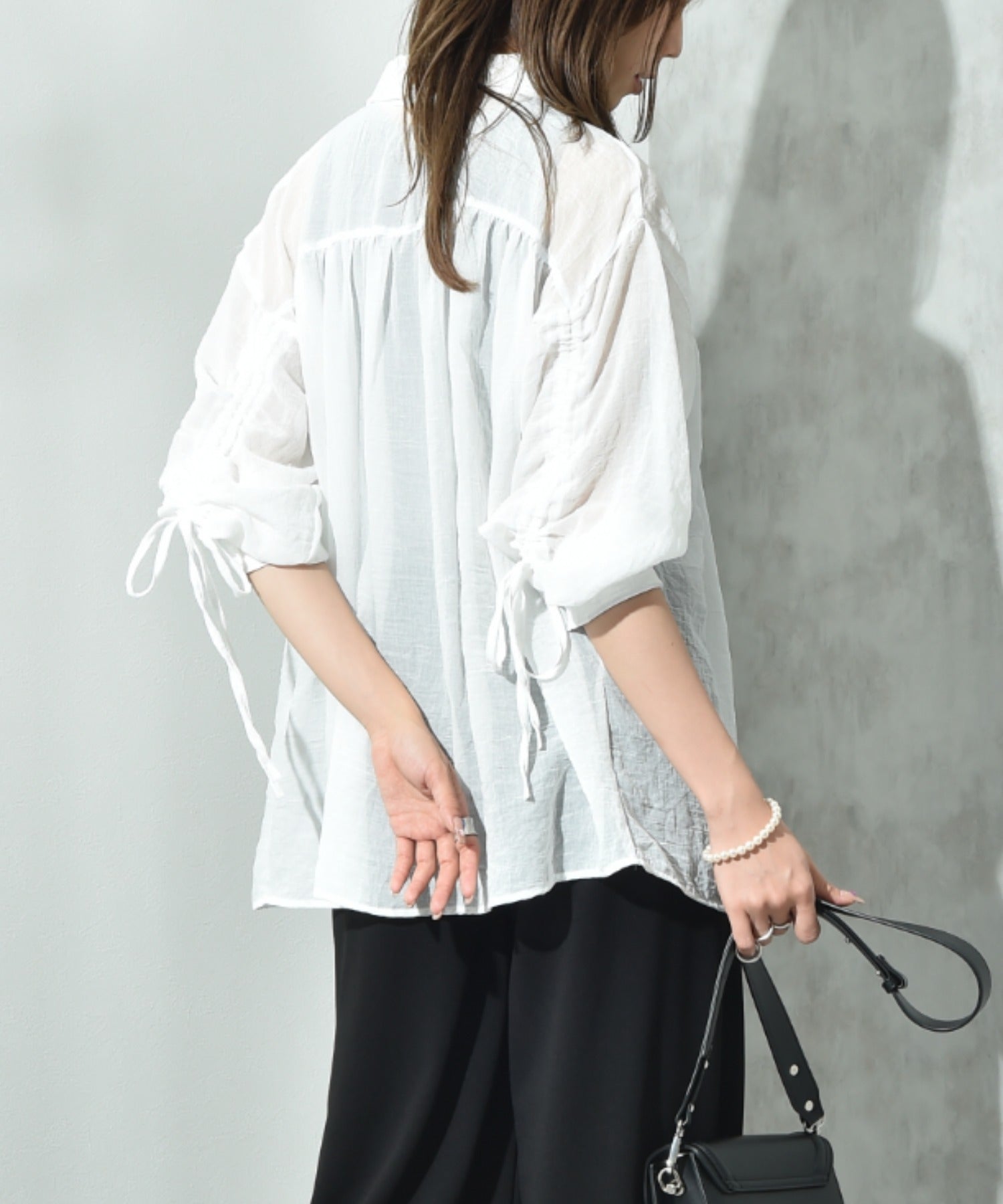 インタープラネット INTERPLANET Eボイルヨークギャザー袖ドロストシャツ （オフホワイト） オフホワイト