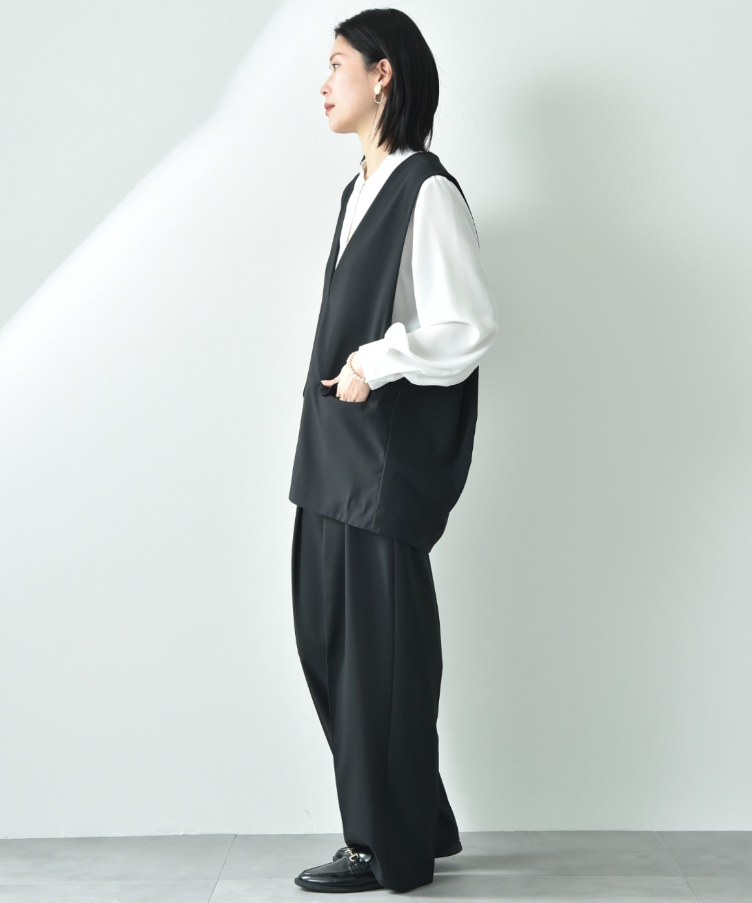 インタープラネット INTERPLANET 【CLOCHE】Reflax ECOウェザーストレッチテーパードパンツ （ブラック） ブラック