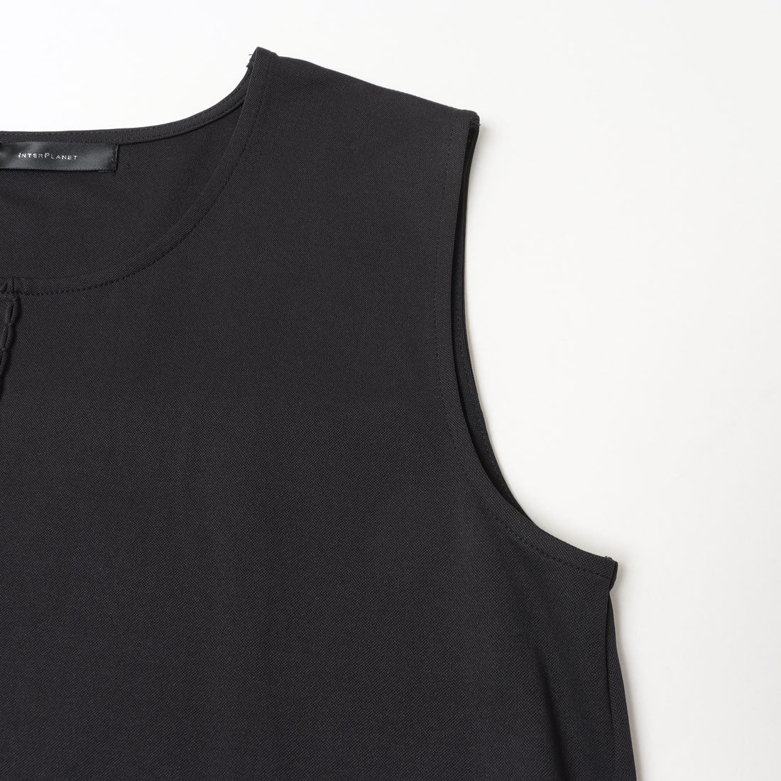 インタープラネット INTERPLANET ジャージーピンタックノースリワンピース （ブルー） ブルー