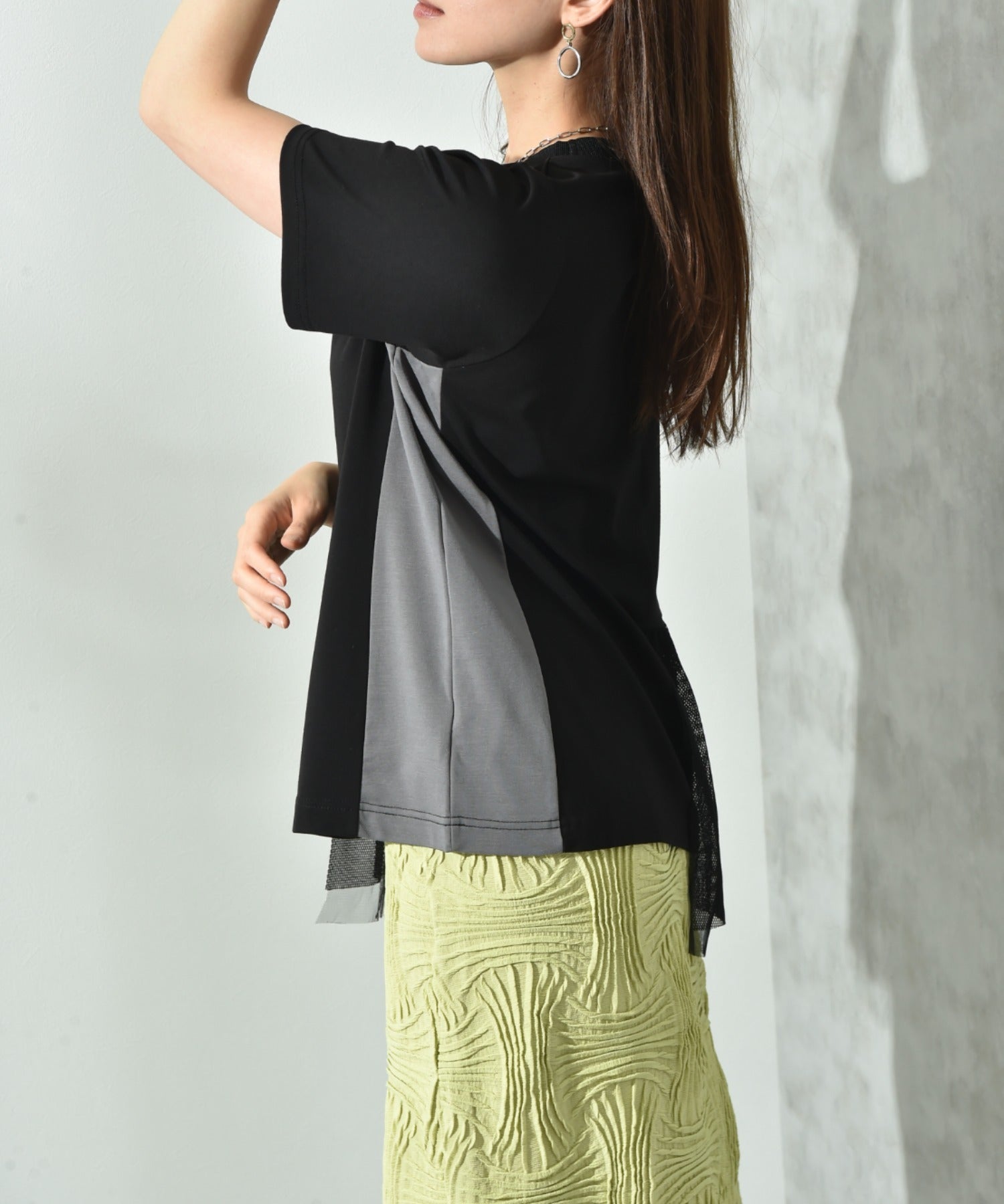 インタープラネット INTERPLANET 裾メッシュ切替プルオーバー （ホワイト） ホワイト