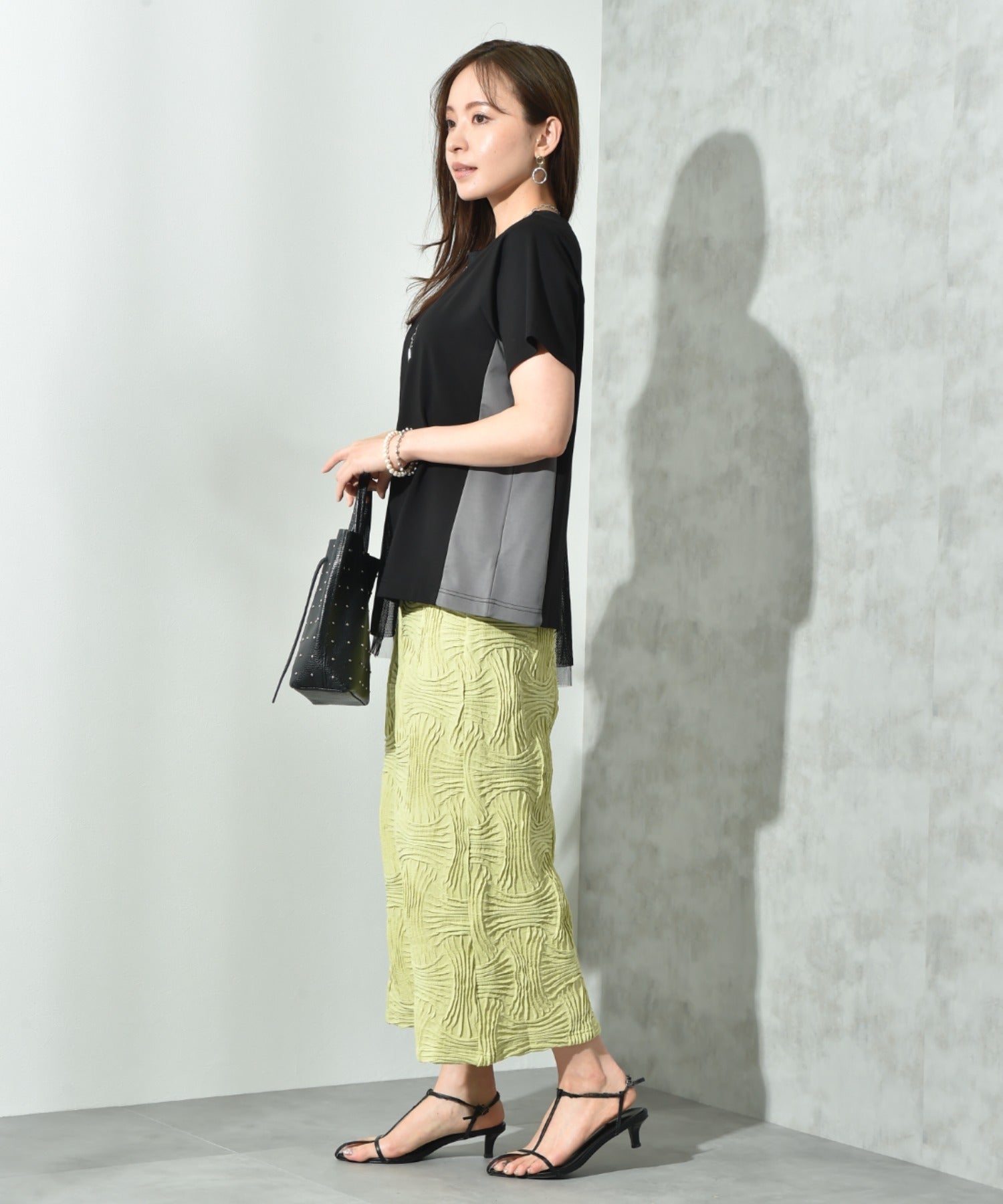 インタープラネット INTERPLANET 裾メッシュ切替プルオーバー （ホワイト） ホワイト