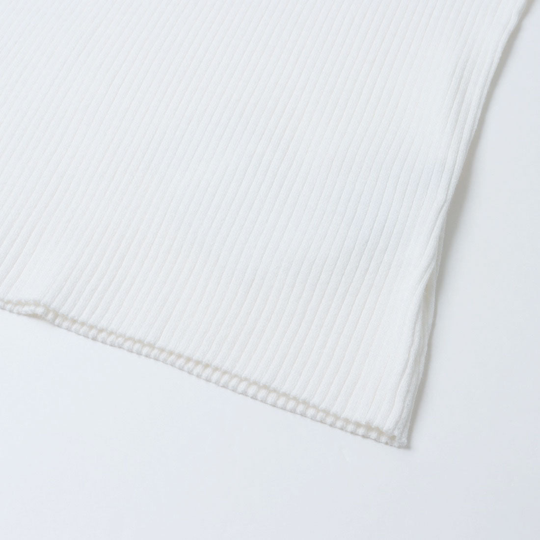 インタープラネット INTERPLANET 【CLOCHE】5分袖リブゴールド釦プルオーバー （ブラック） ブラック