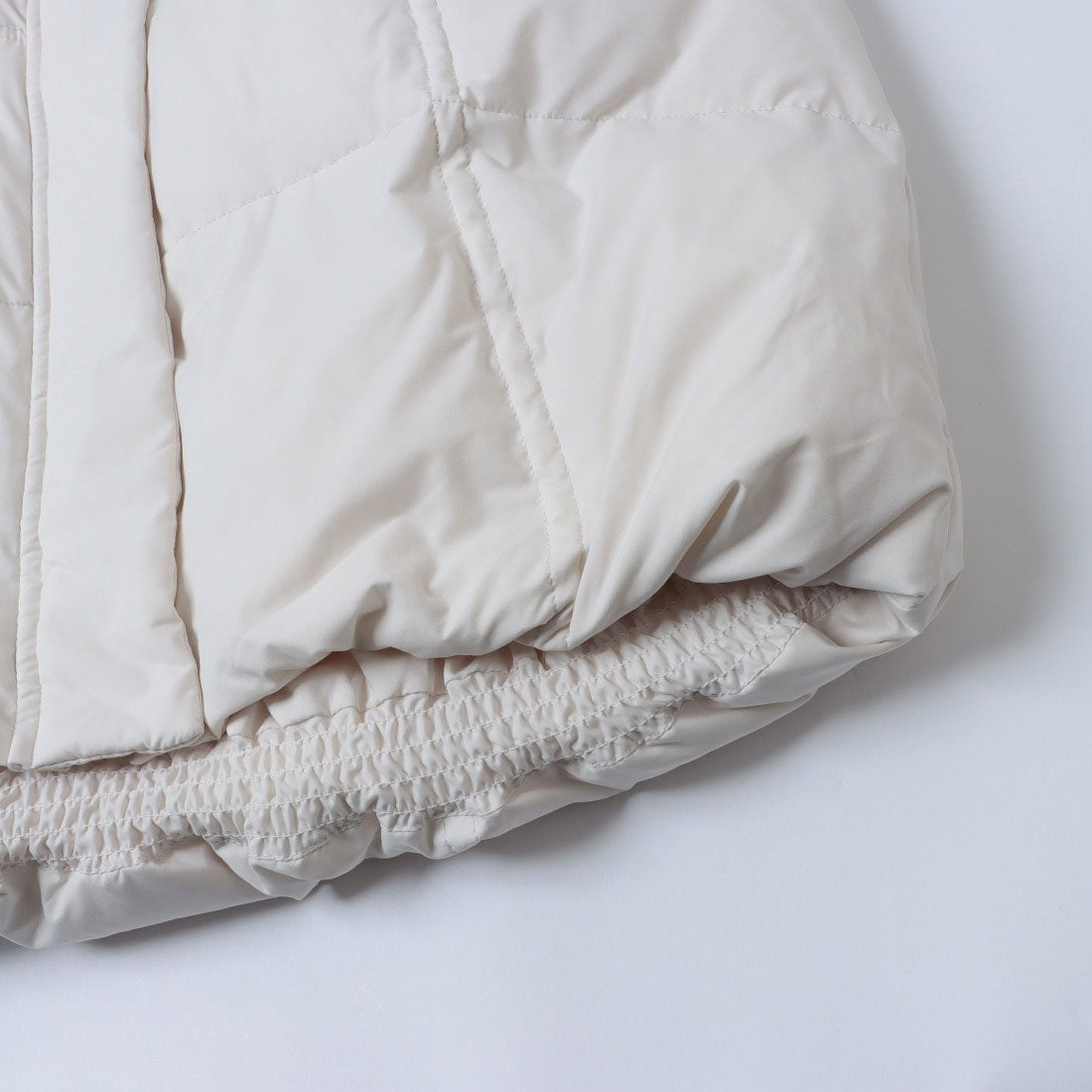 インタープラネット INTERPLANET ストレッチフードミドルピュアダウン （グレージュ） グレージュ