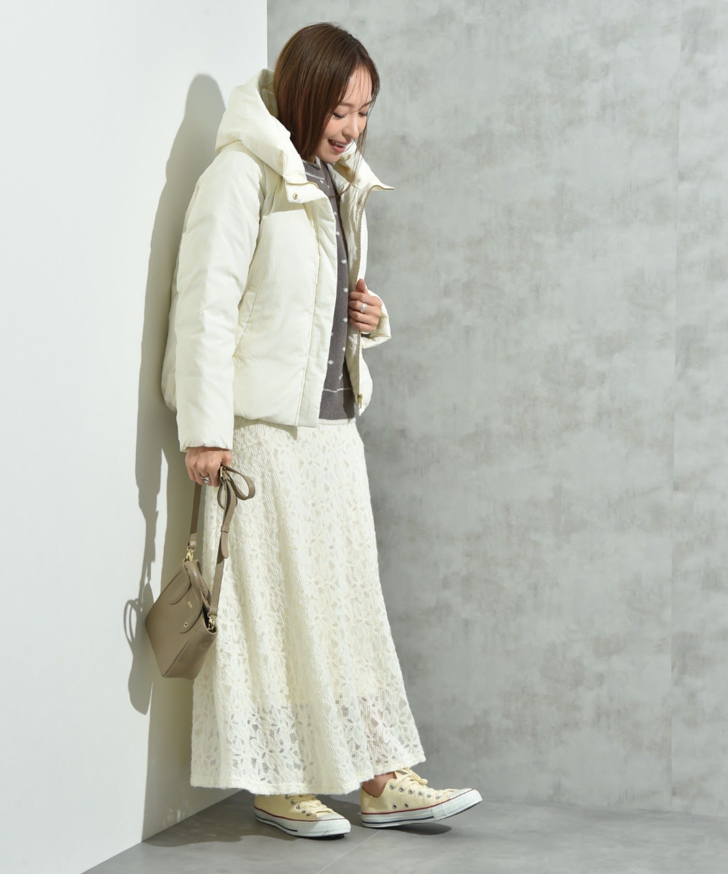 インタープラネット INTERPLANET ナイロンマイクロタフタフード付ショートコート （オフホワイト） オフホワイト