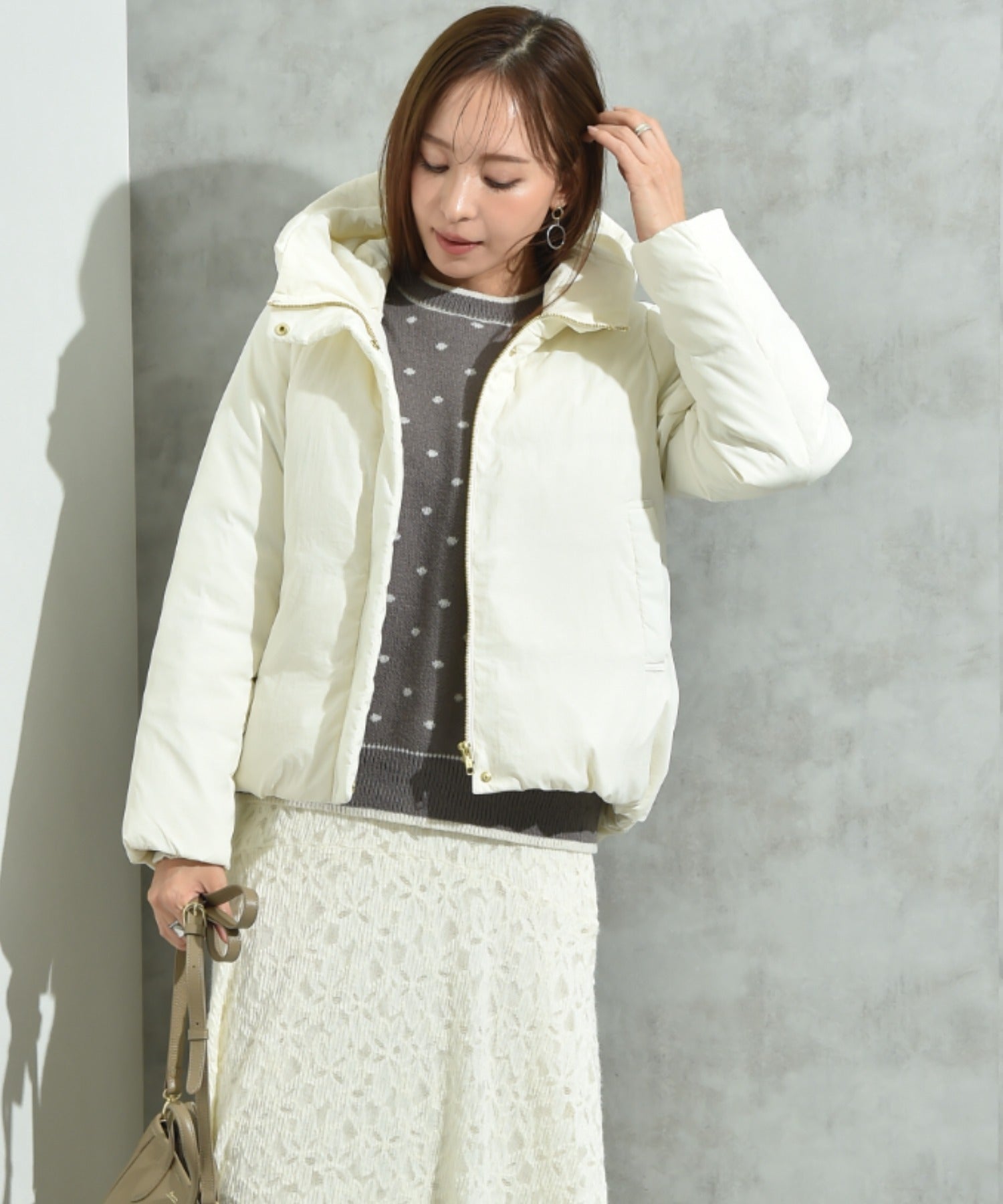 インタープラネット INTERPLANET ナイロンマイクロタフタフード付ショートコート （オフホワイト） オフホワイト