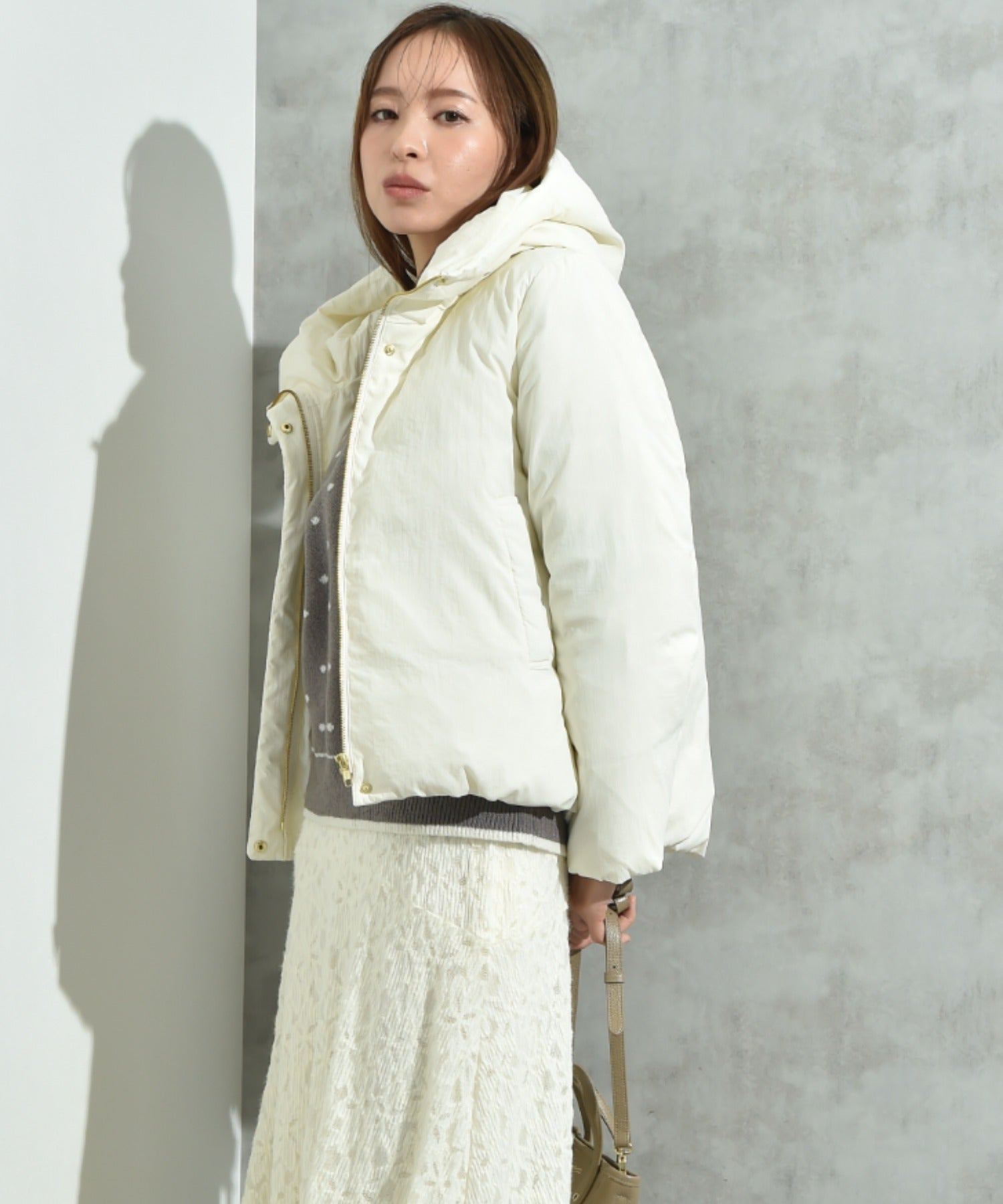 インタープラネット INTERPLANET ナイロンマイクロタフタフード付ショートコート （オフホワイト） オフホワイト