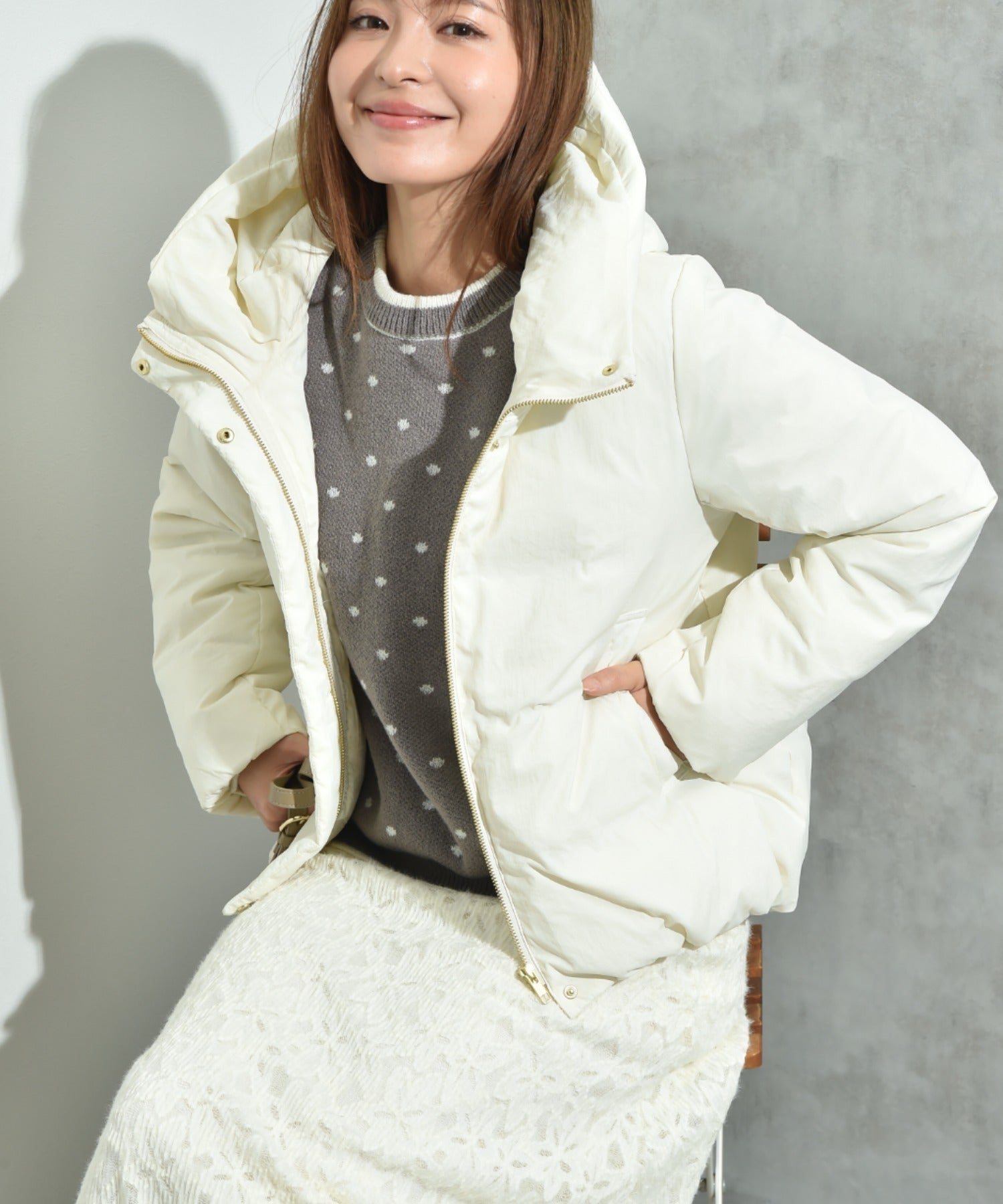 インタープラネット INTERPLANET ナイロンマイクロタフタフード付ショートコート （オフホワイト） オフホワイト