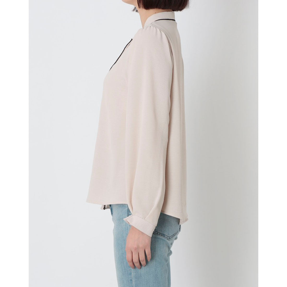 インタープラネット INTERPLANET ポーラ配色ゴールドピンブラウス （ベージュ） ベージュ