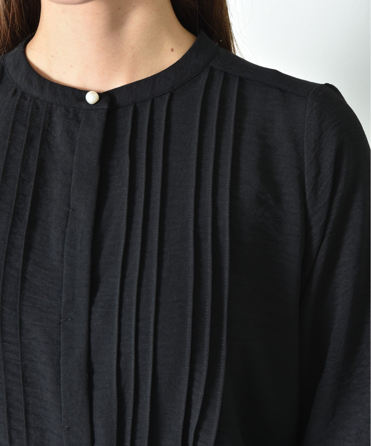 インタープラネット INTERPLANET ポーラピンタックブラウス （ブラック） ブラック