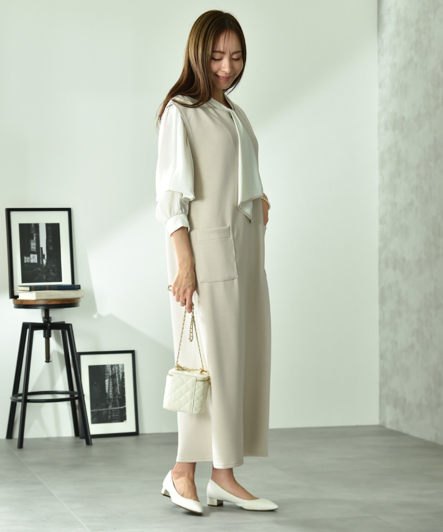 インタープラネット INTERPLANET ダンボールニットフレンチスリーブ深Vワンピース （ブラック） ブラック