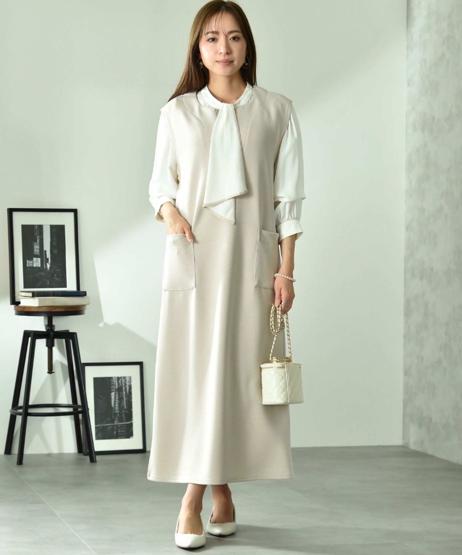 インタープラネット INTERPLANET ダンボールニットフレンチスリーブ深Vワンピース （ブラック） ブラック