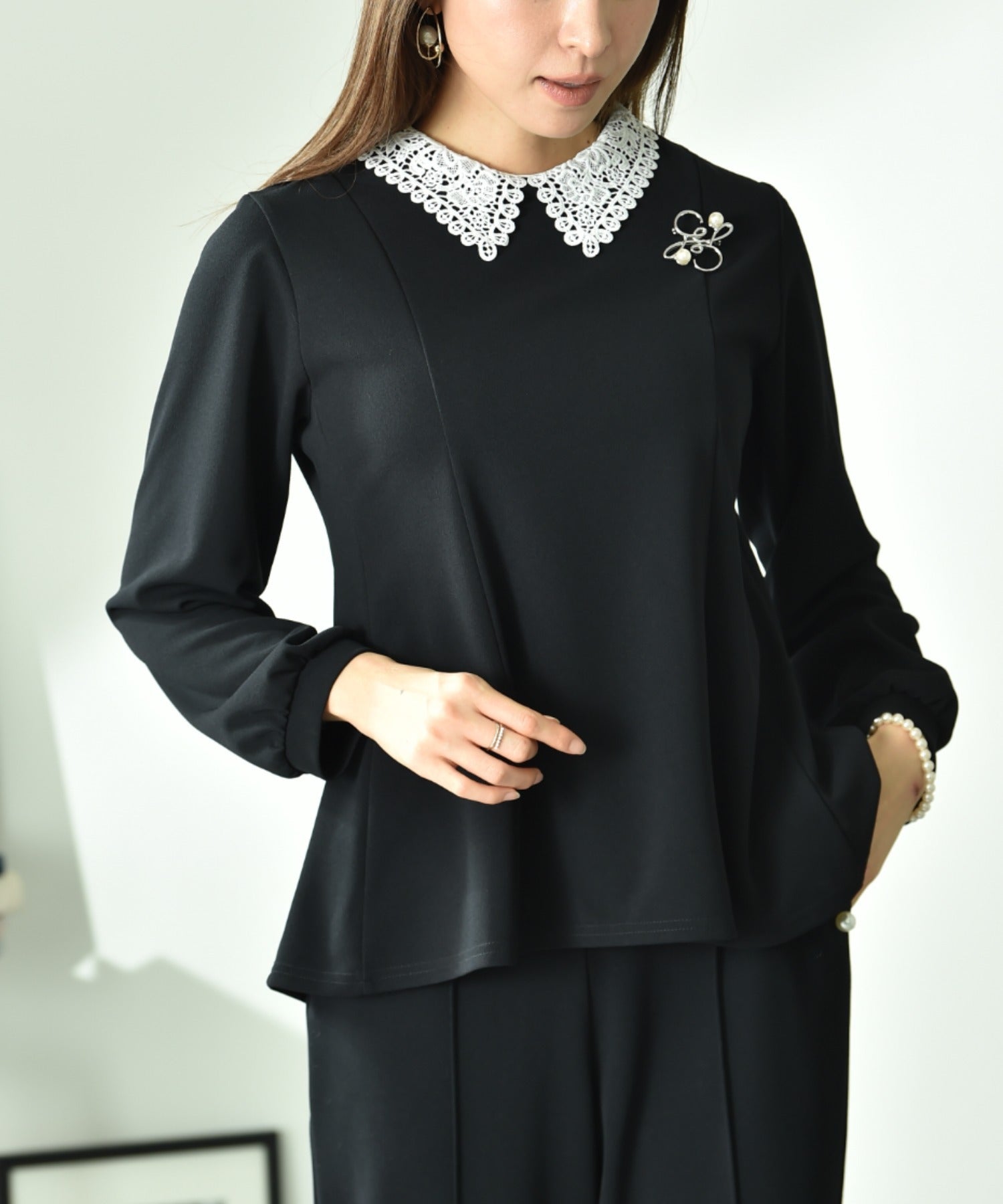 インタープラネット INTERPLANET ニュアンスパール付ブローチ （ゴールド） ゴールド