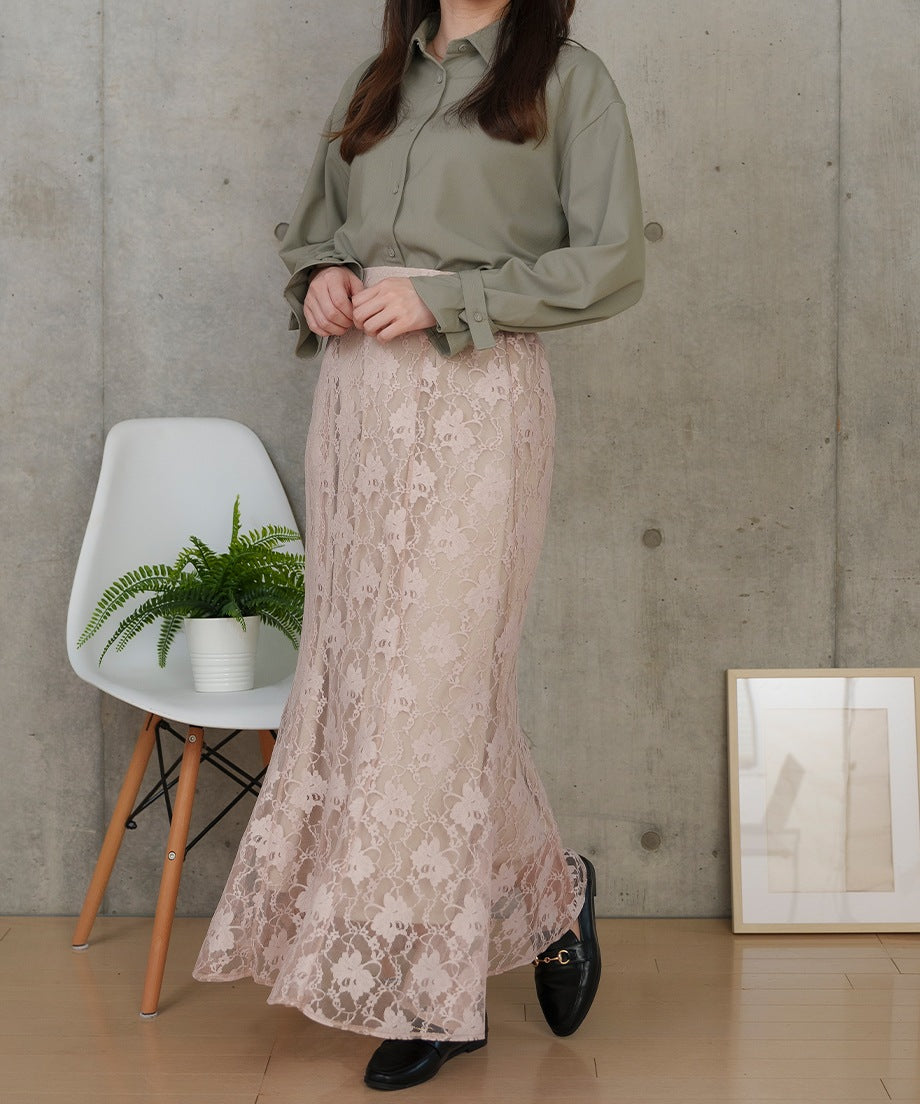 イズアミュレット is amulet. 袖口ベルト付きシャツ