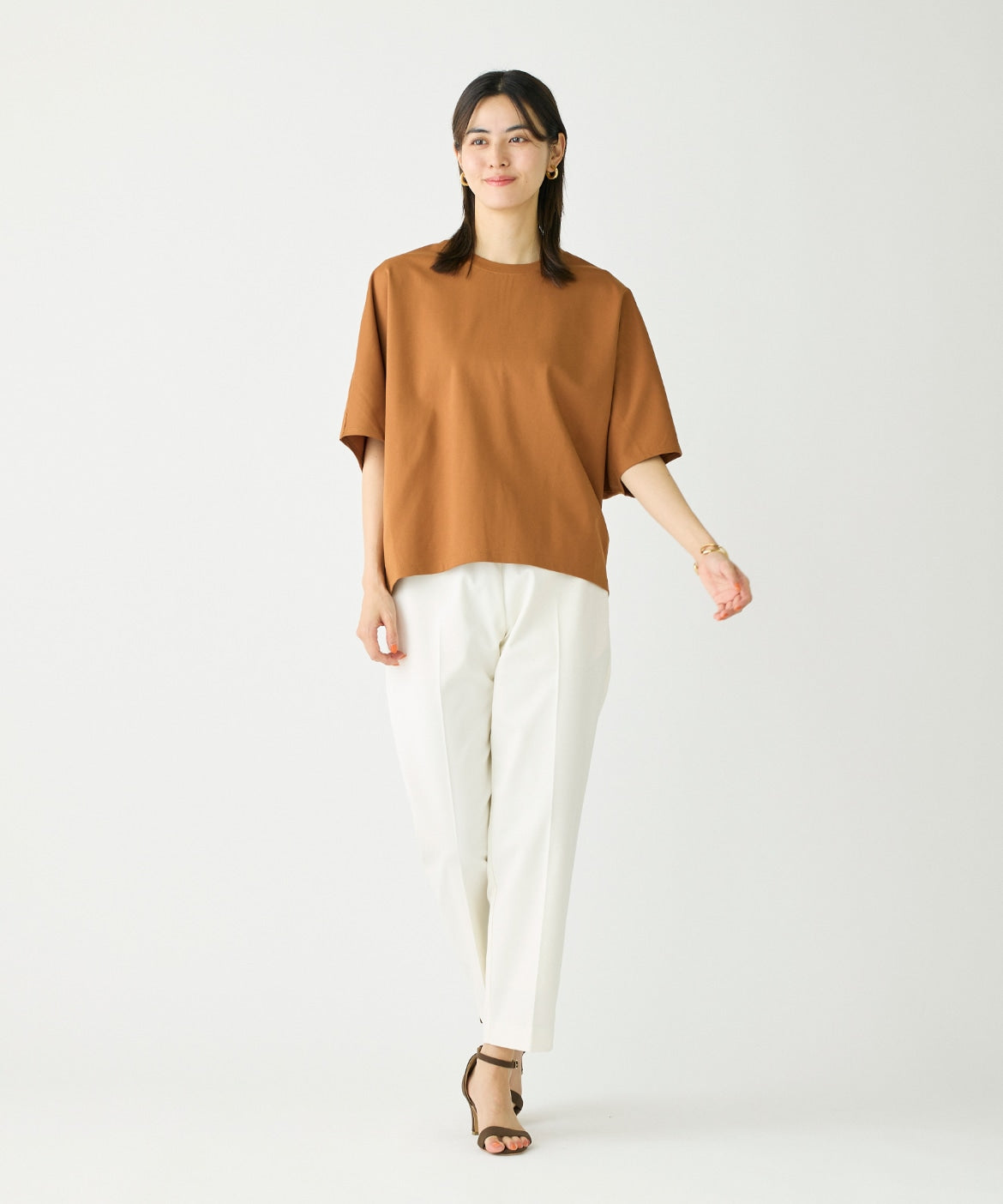 イッツインターナショナル I.T.'S. international バックジップTシャツ   （サックス3） サックス3