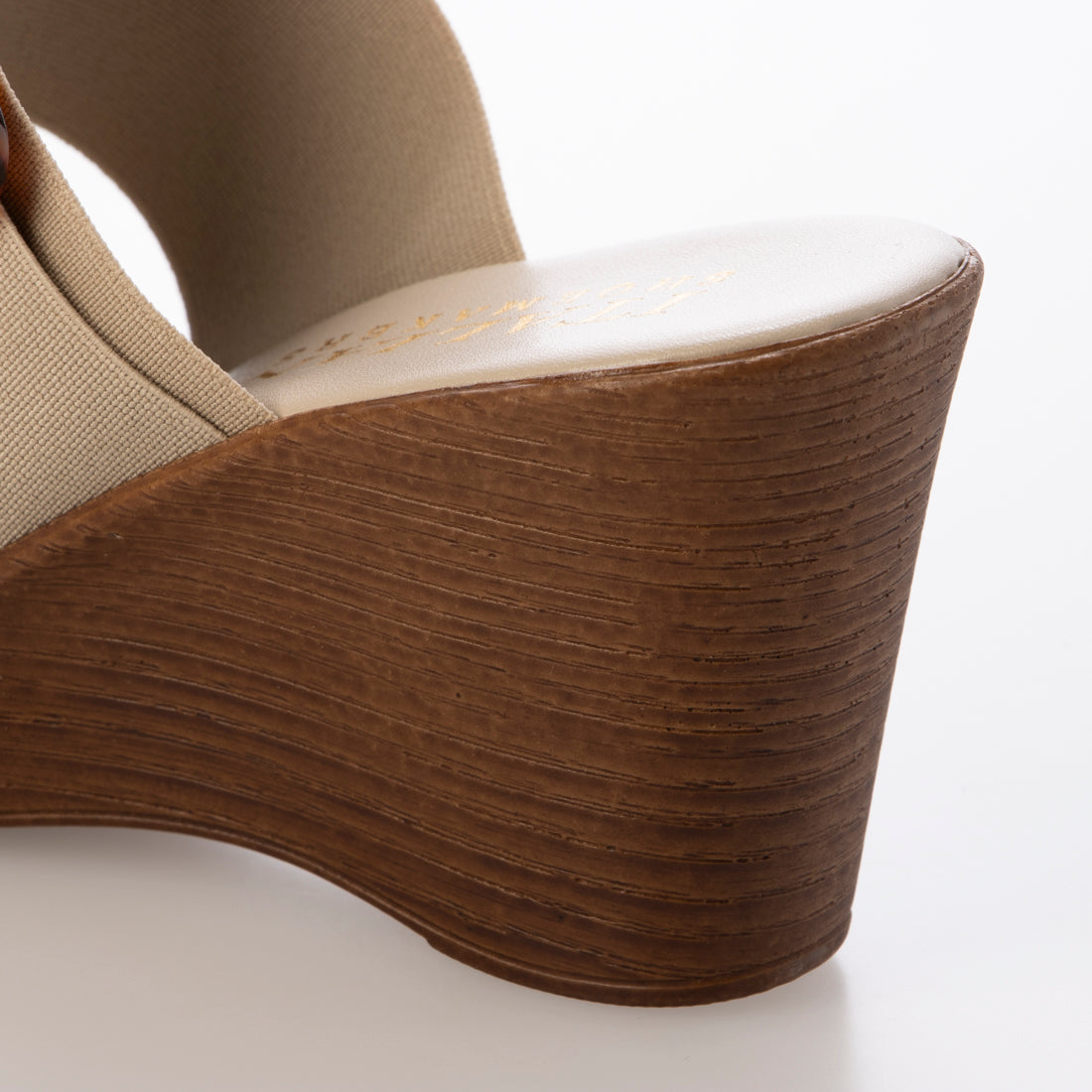 イタリアンシューメーカーズ ITALIAN SHOEMAKERS べっ甲風バックルサンダル （ベージュ） ベージュ
