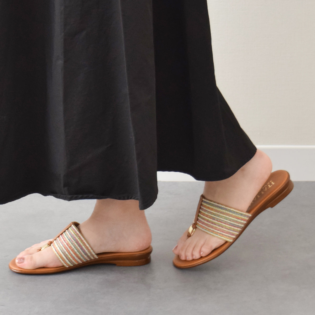 イタリアンシューメーカーズ ITALIAN SHOEMAKERS フラットトングサンダル （マルチ） マルチ