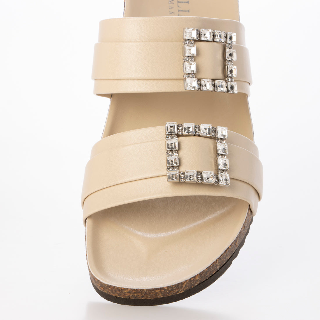 イタリアンシューメーカーズ ITALIAN SHOEMAKERS ビジューベルトフットベッドサンダル （ライトベージュ） ライトベージュ