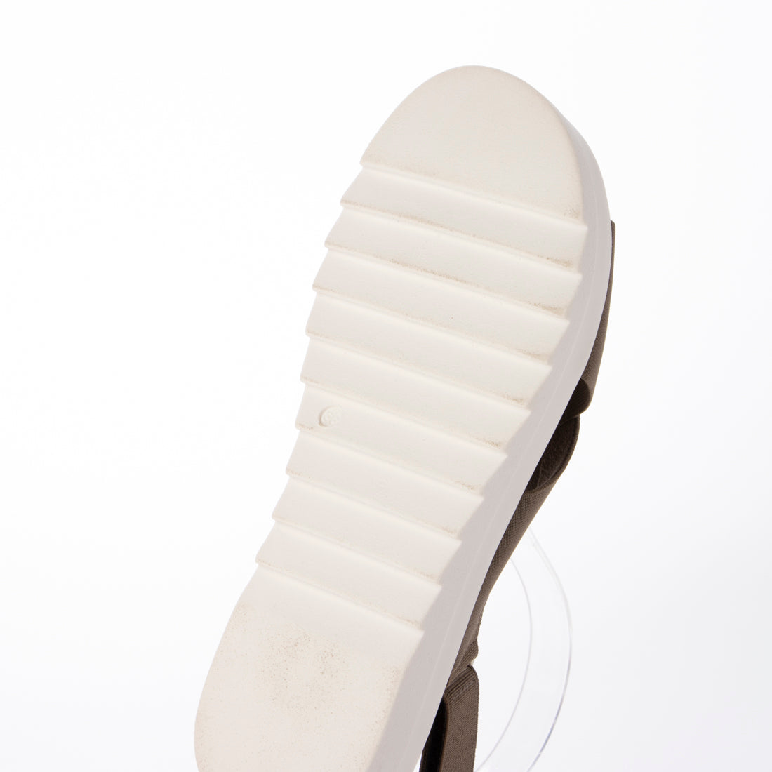 イタリアンシューメーカーズ ITALIAN SHOEMAKERS 厚底エラスティッククロスサンダル （カーキ雑材） カーキ雑材