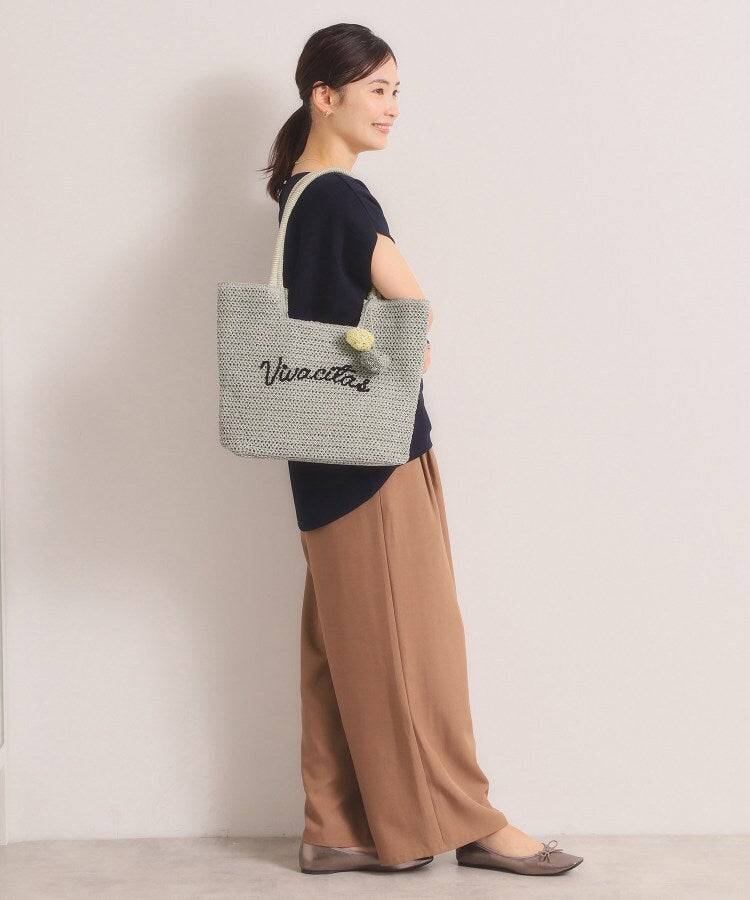 イッツデモ ITS'DEMO 雑材ロゴ刺繍チャーム付きトート （ベージュ(052)） ベージュ(052)
