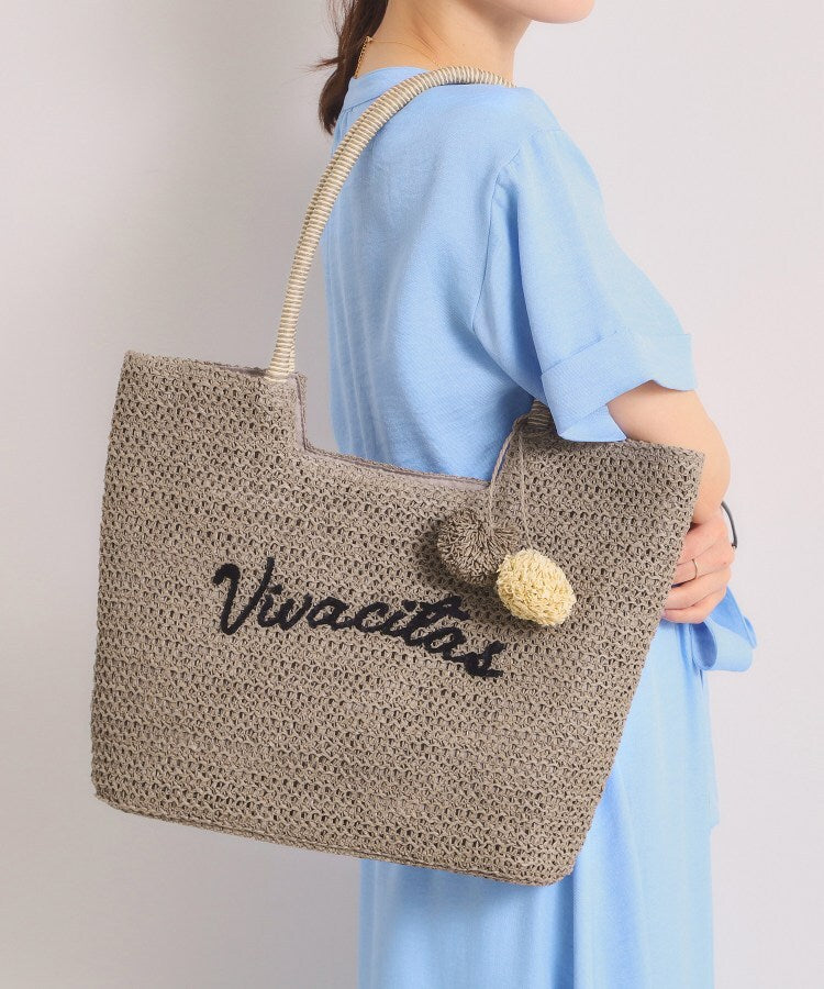イッツデモ ITS'DEMO 雑材ロゴ刺繍チャーム付きトート （グレージュ(050)） グレージュ(050)