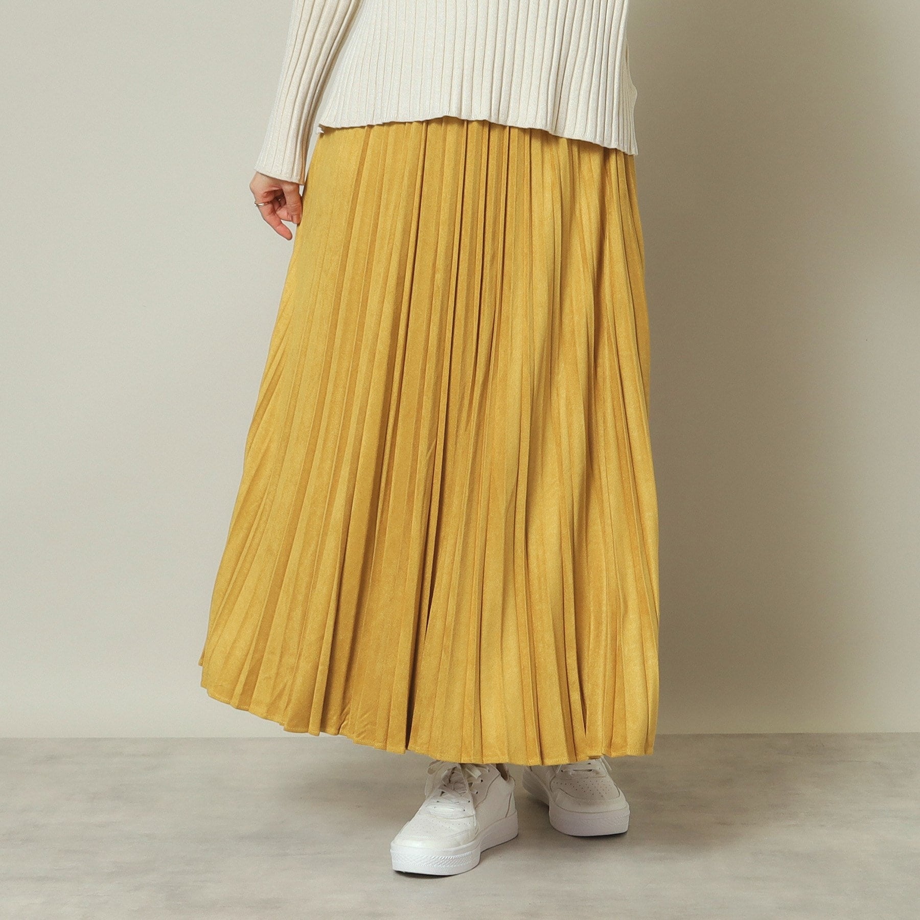 ITS' DEMO ITS'DEMO 【Elastic Waist / Hand Washable】 Fake Suede Pleated Skirt