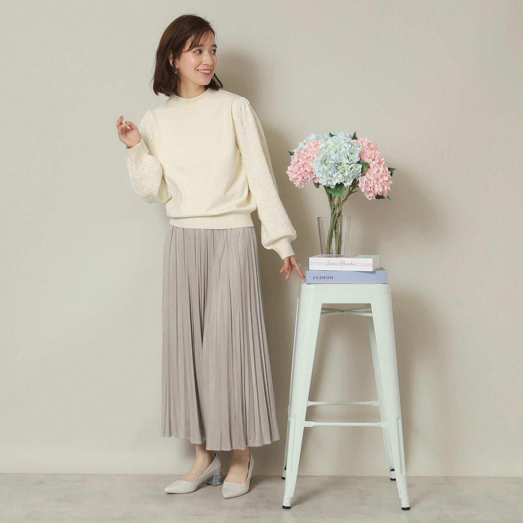 ITS' DEMO ITS'DEMO 【Elastic Waist / Hand Washable】 Fake Suede Pleated Skirt