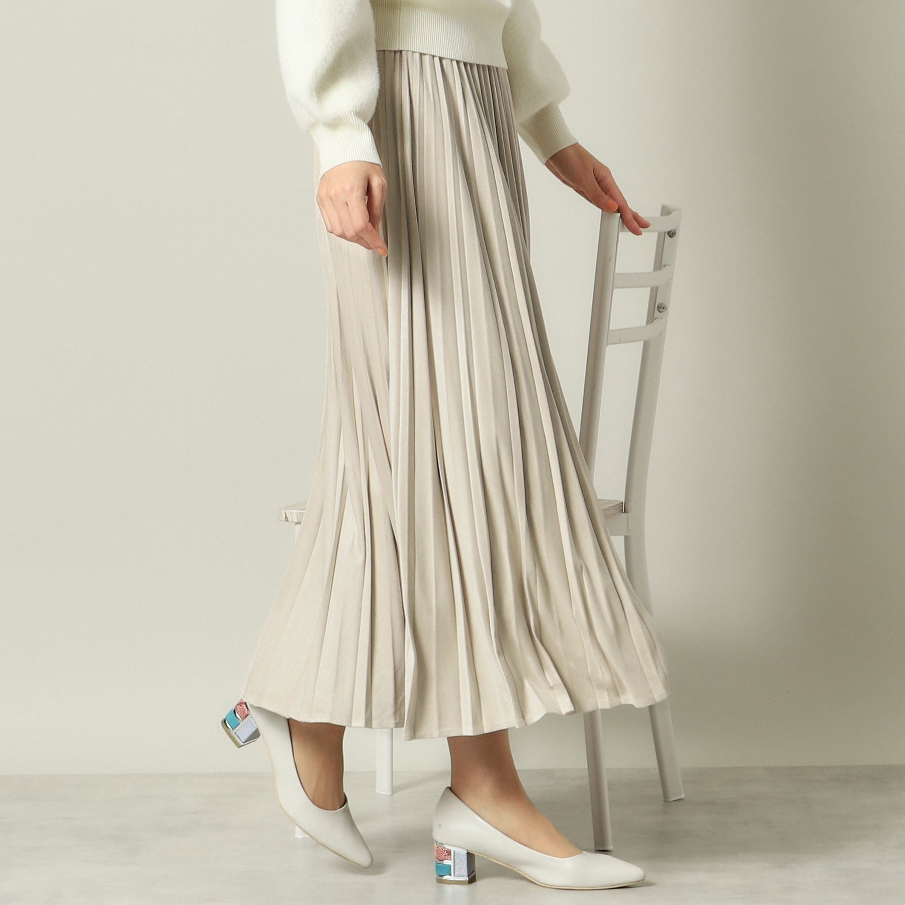 ITS' DEMO ITS'DEMO 【Elastic Waist / Hand Washable】 Fake Suede Pleated Skirt