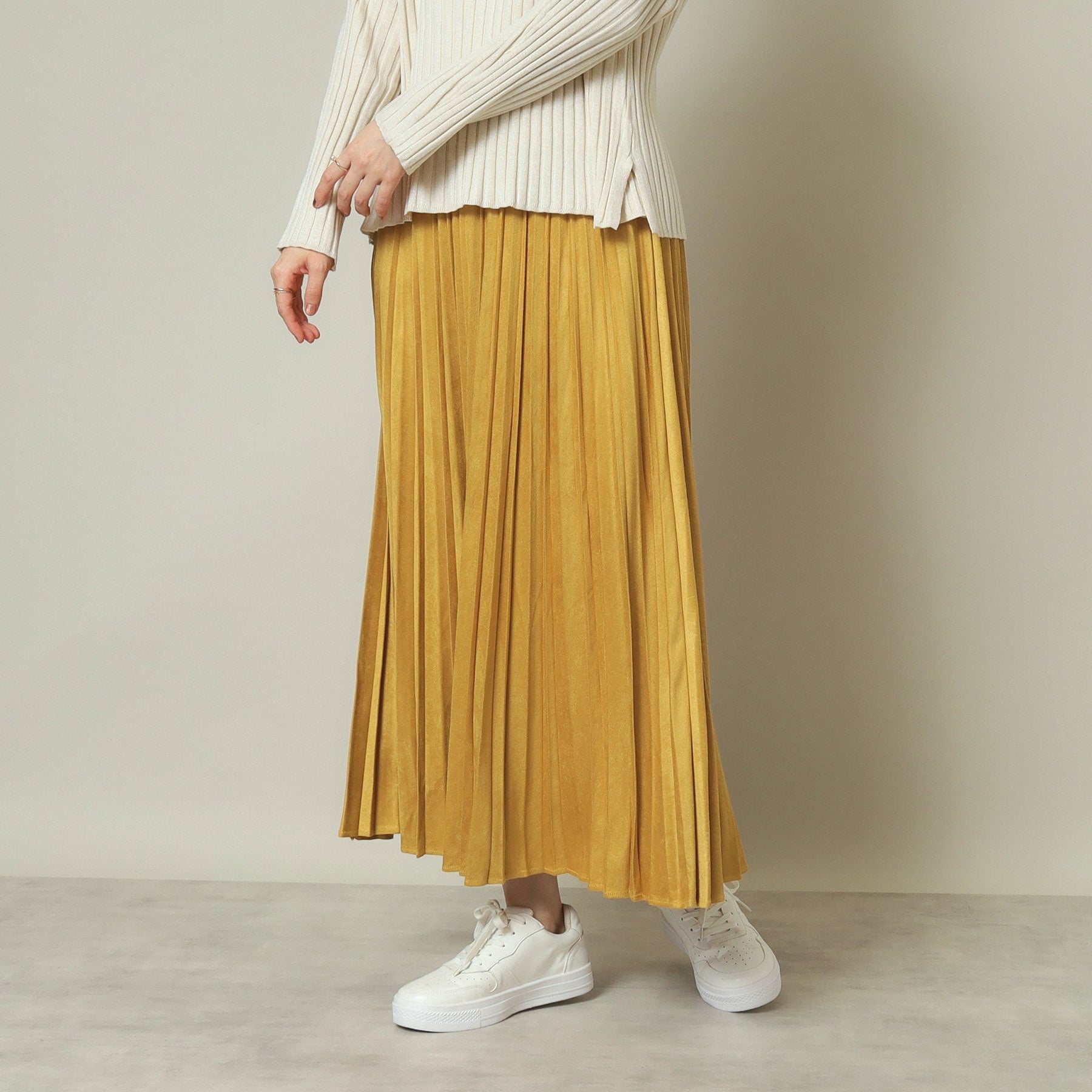 ITS' DEMO ITS'DEMO 【Elastic Waist / Hand Washable】 Fake Suede Pleated Skirt