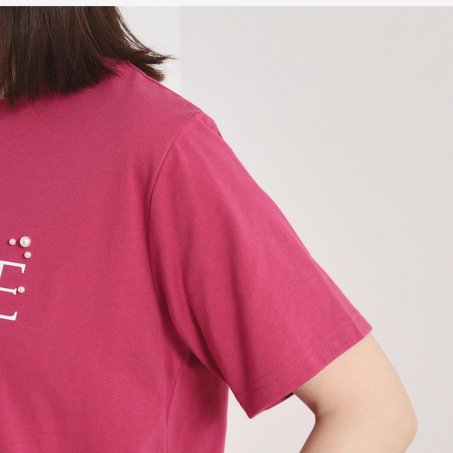 イッツデモ ITS'DEMO 【手洗い可】パール調ロゴTシャツ （ピンク(073)） ピンク(073)